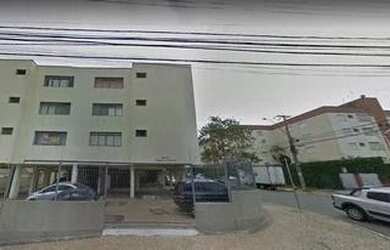 Imagem: O apartamento possui 2 Dormitórios, 1 Suíte, 2 Banheiros