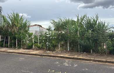 Imagem: O terreno possui 600m² de Área e está localizado em Aclimação