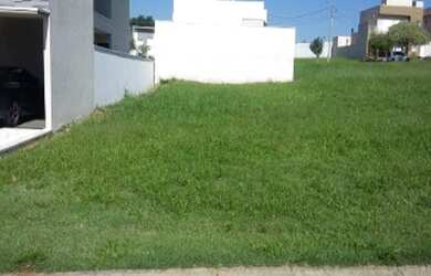 Imagem: O terreno possui 334m² de Área Privada e está localizado