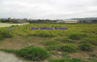 Imagem: O terreno possui 18.000m² de Área Privada e está localizado