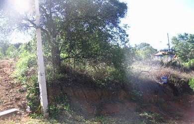 Imagem: O terreno possui 1.292m² de Área Privada e está localizado