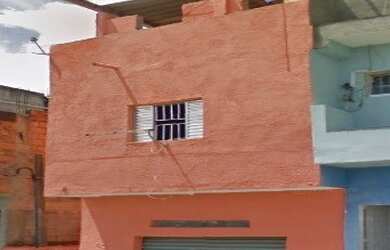 Imagem: A casa possui 3 Dormitórios, 1 Suíte, 2 Banheiros, 1 Vaga