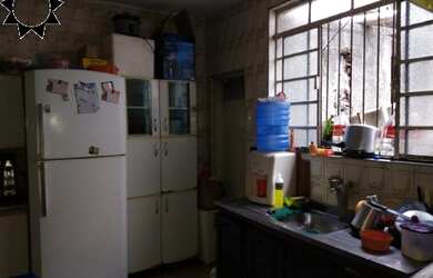 Imagem: A casa possui 2 Dormitórios, 3 Banheiros, 2 Vagas na garagem