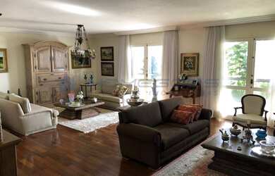 Imagem: O apartamento possui 4 Dormitórios, 2 Suítes, 4 Banheiros