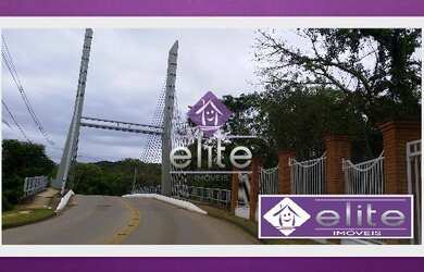 Imagem: O terreno possui 1.550m² de Área Privada e está localizado