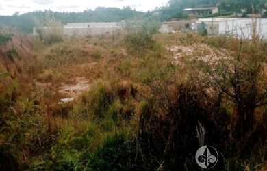 Imagem: O terreno possui 799m² de Área Privada e está localizado