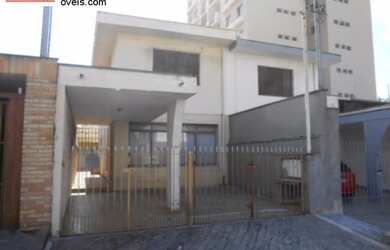 Imagem: A casa possui 3 Dormitórios, 1 Suíte, 3 Banheiros, 2 Vagas