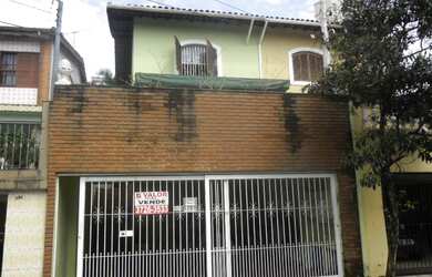 Imagem: A casa possui 3 Dormitórios, 1 Suíte, 4 Banheiros, 2 Vagas