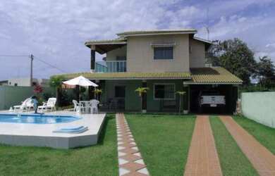 Imagem: A casa em condomínio possui 3 Dormitórios, 1 Suíte, 4 Banheiros