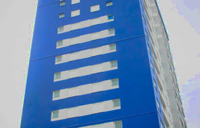 Imagem: O apartamento possui 2 Dormitórios, 1 Suíte, 2 Banheiros