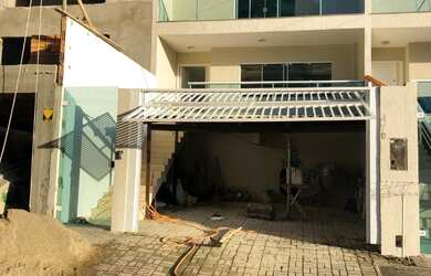 Imagem 1: Maravilhoso Sobrado em Balneário Camboriú no bairro Barra, ótima localização...