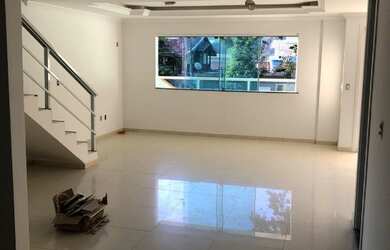 Imagem 5: Maravilhoso Sobrado em Balneário Camboriú no bairro Barra, ótima localização...