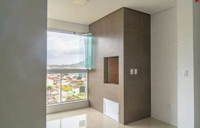 Imagem: O apartamento possui 2 Dormitórios, 2 Suítes, 3 Banheiros