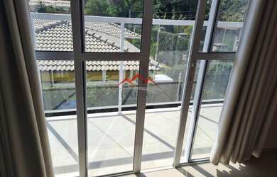 Imagem 12: Casa para locação no Medeiros (residência ou comércio): 3 suítes, 10 vagas na garagem, áre