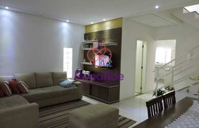 Imagem: A casa possui 3 Dormitórios, 1 Suíte, 3 Banheiros, 3 Vagas