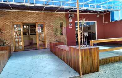 Imagem: A sala comercial possui 4 Banheiros, 260m² de Área Privada