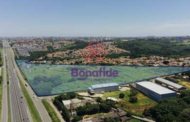 Imagem: O terreno possui 195.299m² de Área Privada e está localizado