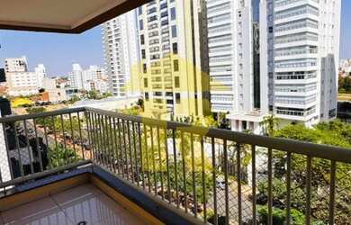 Imagem: O apartamento possui 2 Dormitórios, 1 Suíte, 2 Banheiros