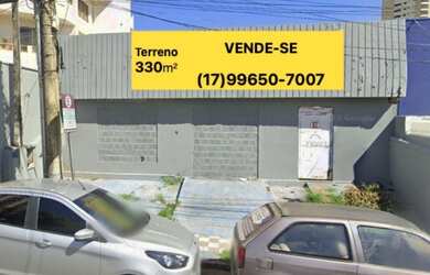 Imagem: A loja possui 330m² de Área, 200m² de Área Privada e está