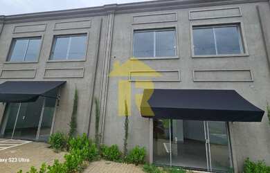 Imagem: A sala comercial possui 1 Banheiro, 2 Vagas na garagem, 287m²