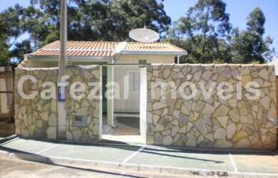 Imagem: A casa possui 1 Dormitório, 1 Banheiro, 3 Vagas na garagem