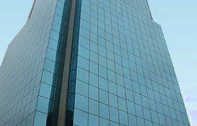 Imagem: A casa possui 6 Banheiros, 7 Vagas na garagem, 326m² de Área