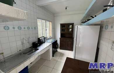 Imagem 3: Sobrado para locação definitvia em Ubatuba, com 2 suites a 200 metros...