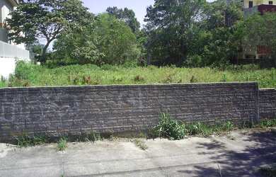 Imagem: O terreno possui 1.800m² de Área Privada e está localizado