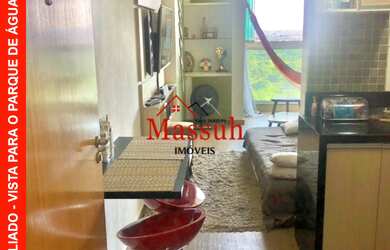 Imagem: O apartamento possui 1 Dormitório, 1 Banheiro, 1 Vaga na garagem