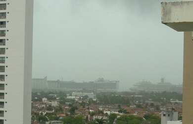 Imagem: O apartamento possui 2 Dormitórios, 1 Suíte, 2 Banheiros