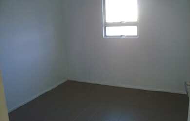 Imagem: O apartamento possui 3 Dormitórios, 1 Banheiro, 1 Vaga na garagem