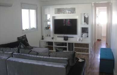 Imagem 4: 3 dormitórios, 3 suíte, 4 banheiro, 2 vagas na garagem, 138M² de Área Construída