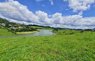 Imagem: O terreno possui 154.547m² de Área Privada e está localizado