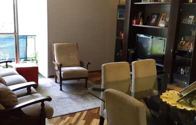 Imagem: O apartamento possui 3 Dormitórios, 2 Banheiros, 1 Vaga na