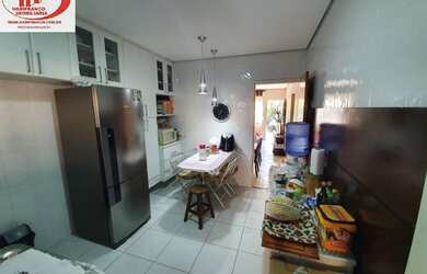 Imagem 10: 3 dormitórios na Estrada Maria Carmem Gualda Pellegrino