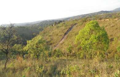 Imagem: O terreno possui 360m² de Área Privada e está localizado