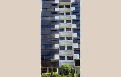 Imagem: O apartamento possui 4 Dormitórios, 1 Suíte, 3 Banheiros