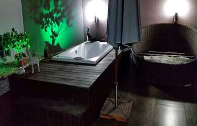 Imagem: A casa possui 2 Dormitórios, 2 Banheiros, 1 Vaga na garagem