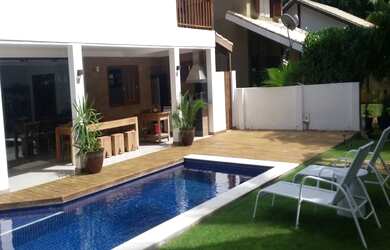 Imagem: A casa em condomínio possui 5 Dormitórios, 5 Suítes, 5 Banheiros