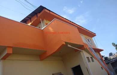 Imagem: O terreno possui 1 Dormitório, 1 Banheiro, 1 Vaga na garagem