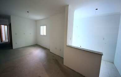 Imagem: O apartamento possui 2 Dormitórios, 1 Suíte, 1 Banheiro, 1