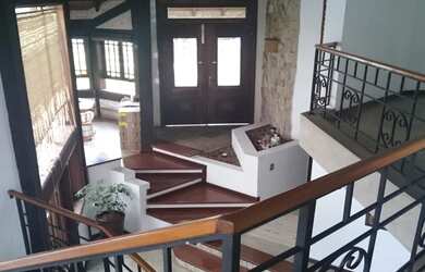 Imagem 12: Sobrado em condomínio, acesso pelo KM 26,5 da Rodovia Raposo Tavares....