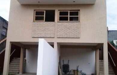 Imagem: A casa em condomínio possui 3 Dormitórios, 1 Suíte, 2 Banheiros