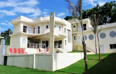 Imagem 9: Casa na região da Granja Viana. Agende já sua visita