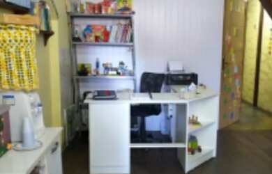 Imagem: A sala comercial possui 2 Banheiros e está localizado em Porto