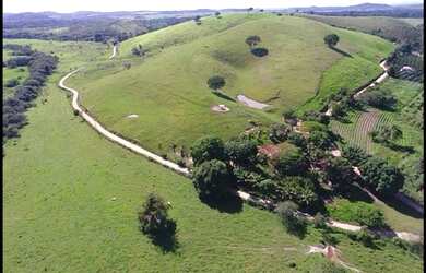 Imagem: A fazenda possui 2 Dormitórios, 300.000m² de Área e está