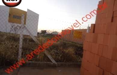 Imagem: O terreno está localizado em Bordon, Sumaré à venda por R$125.000