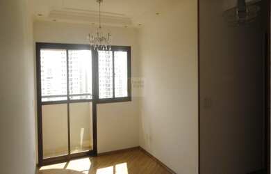 Imagem: O apartamento possui 3 Dormitórios, 1 Suíte, 2 Banheiros