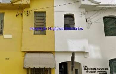 Imagem: A loja possui 2 Banheiros e 148m² de Área Privada e está