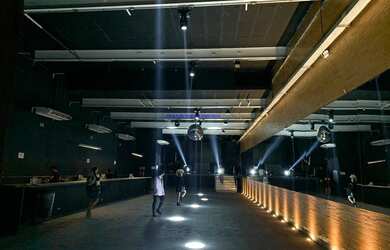 Imagem 6: Galpão 450m², 07 banheiros. Excelente localização entre as Ruas Lavradio,...